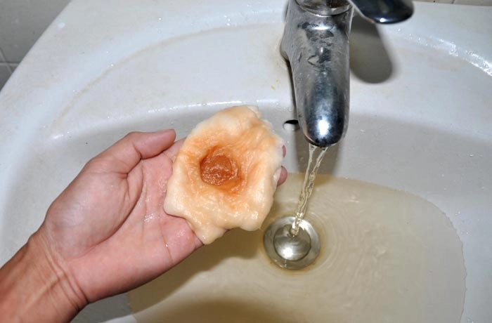 Nhà đã có máy lọc uống rồi, có cần lắp thêm máy lọc tổng đầu nguồn không? SOF-2025-02611-nuoc-sinh-hoat-bi-o-nhiem