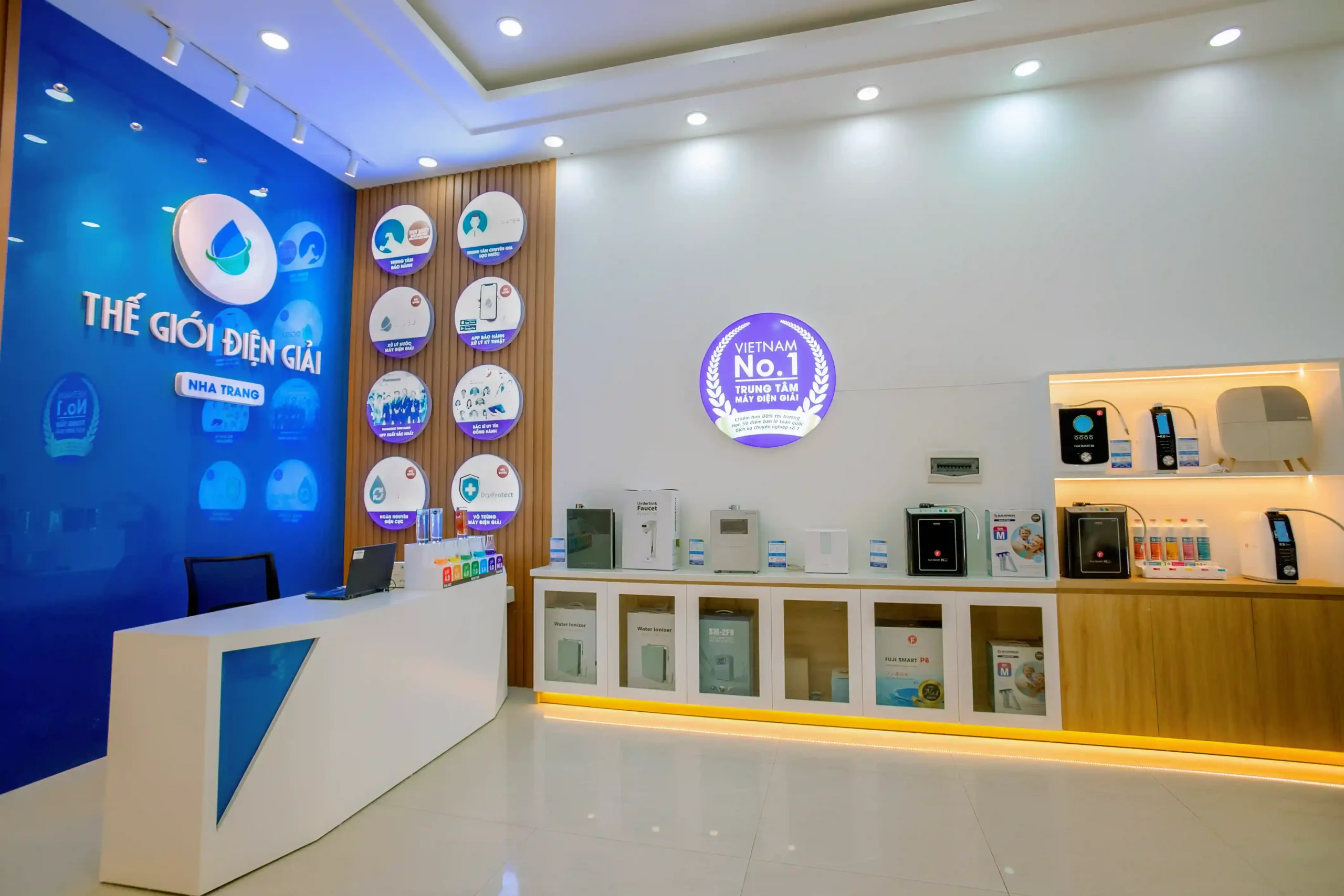 Thế Giới Lọc Tổng Center Nha Trang – Biểu tượng cho chuẩn mực trải nghiệm đẳng cấp tại miền Trung showroom the gioi dien giai nha trang 02 scaled