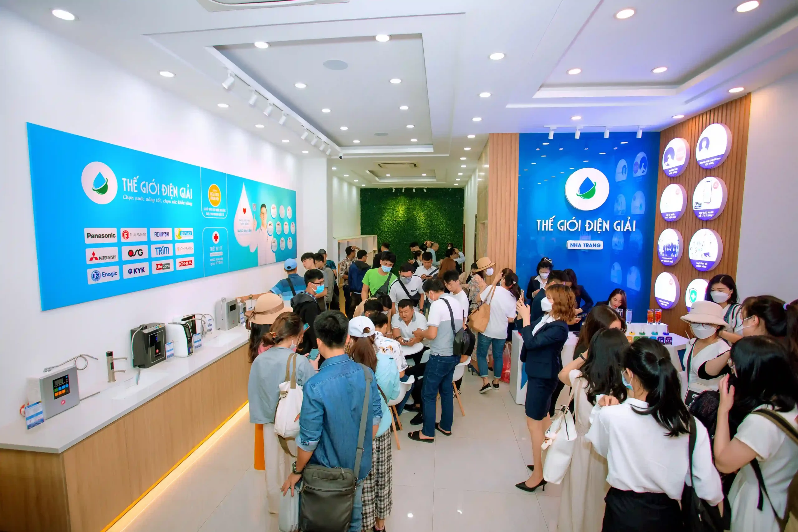 Thế Giới Lọc Tổng Center Nha Trang – Biểu tượng cho chuẩn mực trải nghiệm đẳng cấp tại miền Trung showroom the gioi dien giai nha trang 08 scaled