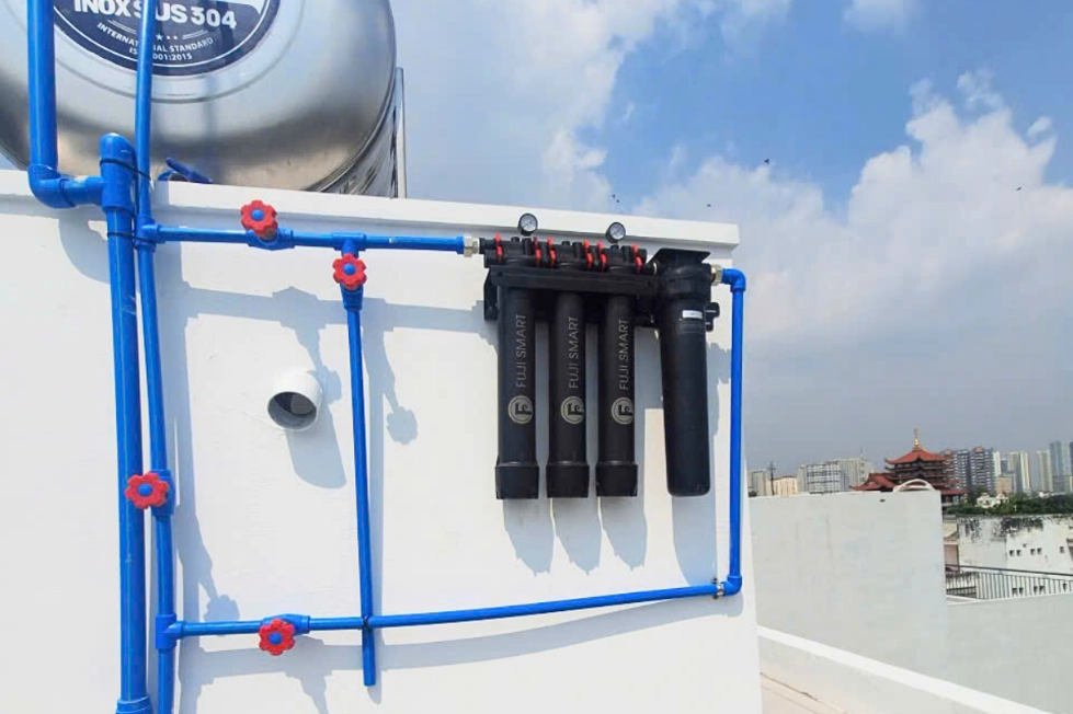 Hệ thống lọc tổng đầu nguồn Fuji Smart APT 200 Plus được thiết kế chuyên xử lý nước cho nhà phố 