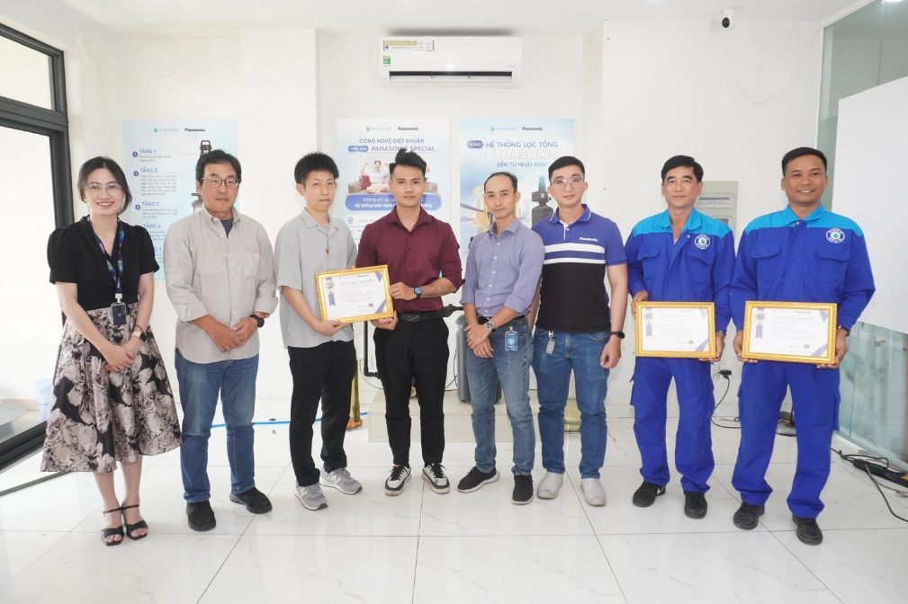 Chuyên gia Panasonic đào tạo chuyên sâu cho đội ngũ nhân sự của Thế Giới Lọc Tổng 49 Buổi đào tạo nhận được sự dẫn dắt trực tiếp của các chuyên gia Panasonic đến từ Nhật Bản, Malaysia, Indonesia…