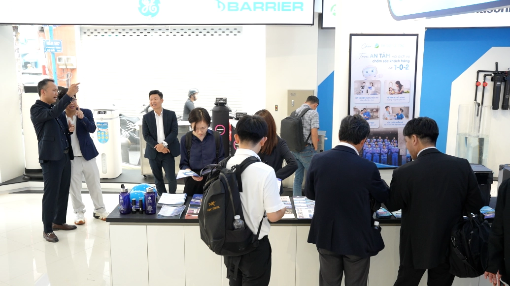 Panasonic Đông Nam Á & Việt Nam đến tham quan Flagship Showroom Thế Giới Lọc Tổng 48 SOF 2026 00135 Dai dien Panasonic Dong Nam A va Panasonic Viet Nam tham quan trai nghiem Flagship Showroom The Gioi Loc Tong51 Panasonic Đông Nam Á & Việt Nam đến tham quan Flagship Showroom Thế Giới Lọc Tổng Thế Giới Lọc Tổng