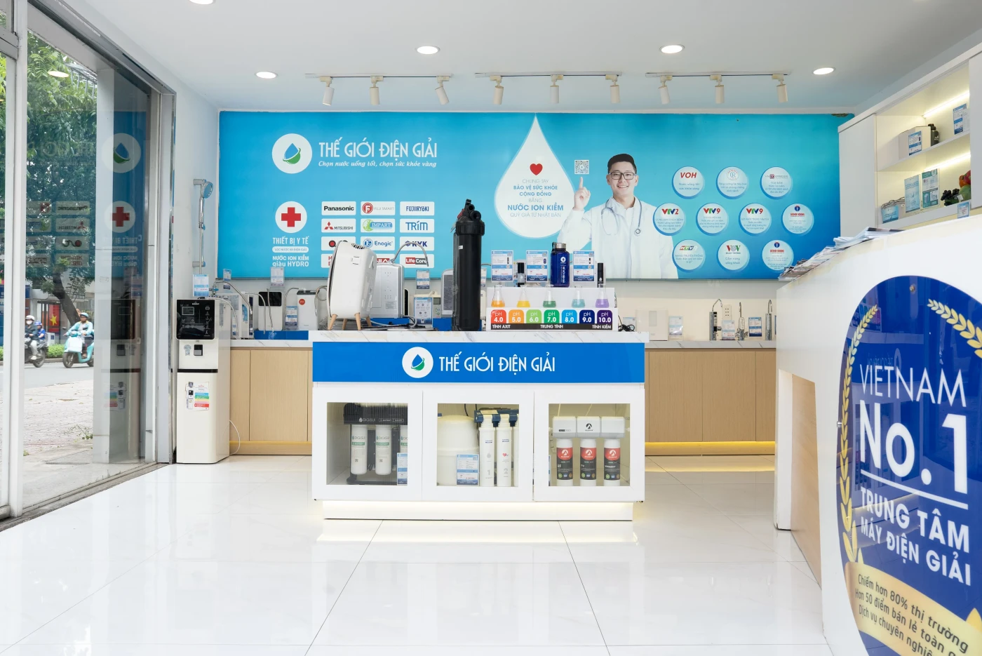 showroom the gioi loc tong quan 3 02 Thế Giới Lọc Tổng Center Lý Chính Thắng - Từ trải nghiệm thật đến cuộc sống khỏe Thế Giới Lọc Tổng