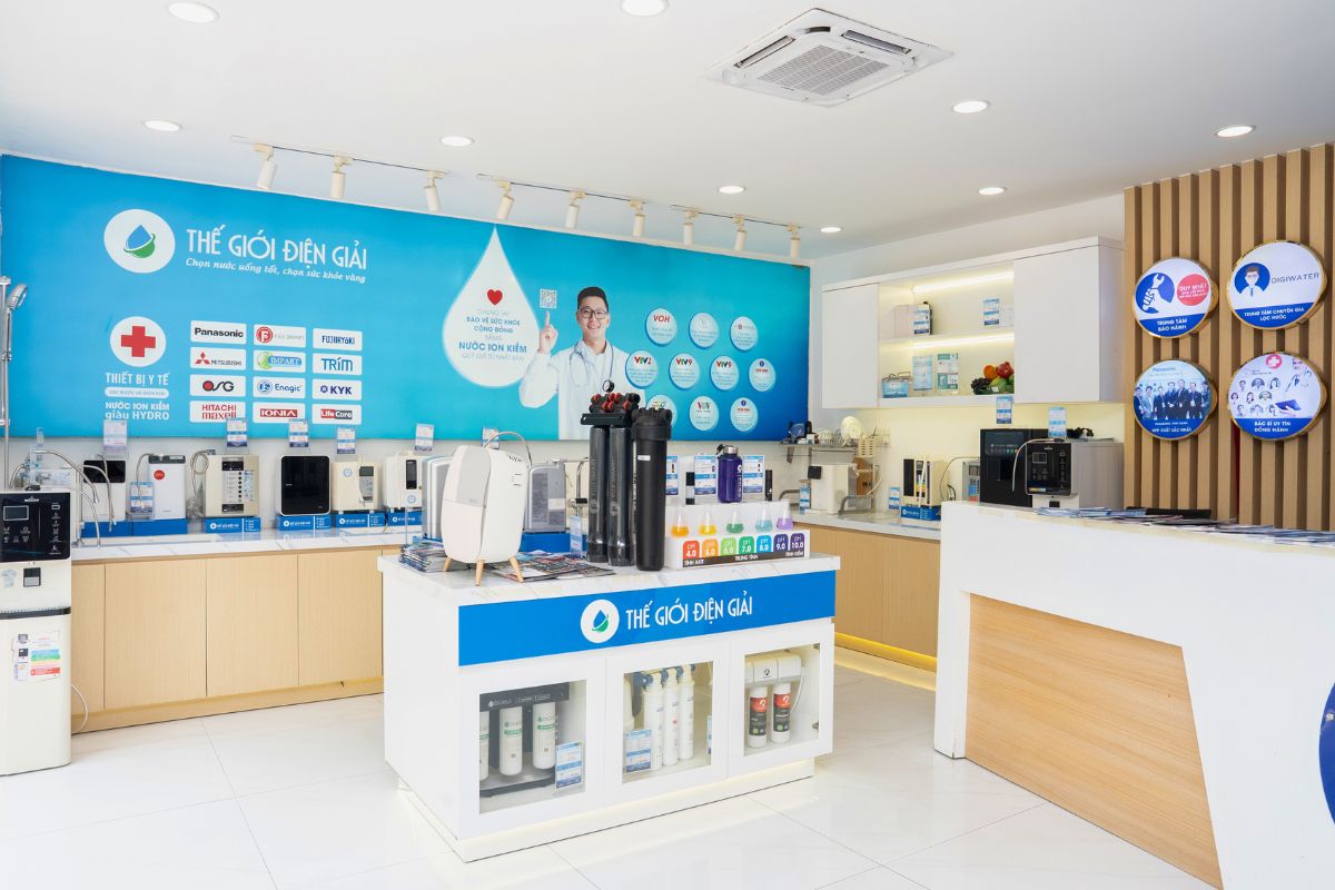 showroom the gioi loc tong quan 3 06 Thế Giới Lọc Tổng Center Lý Chính Thắng - Từ trải nghiệm thật đến cuộc sống khỏe Thế Giới Lọc Tổng